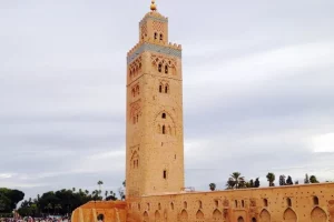 giralda cathedral seville kutubia